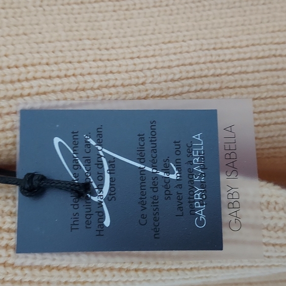 NWT Gabby Isabella Sweater - Picture 7 of 11